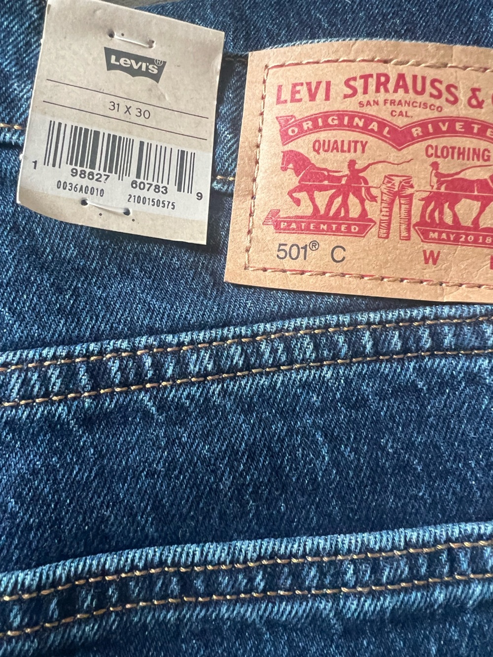 Levi's 501 Straight Leg Jeans in Dark Blue Denim - Picture 6 of 10